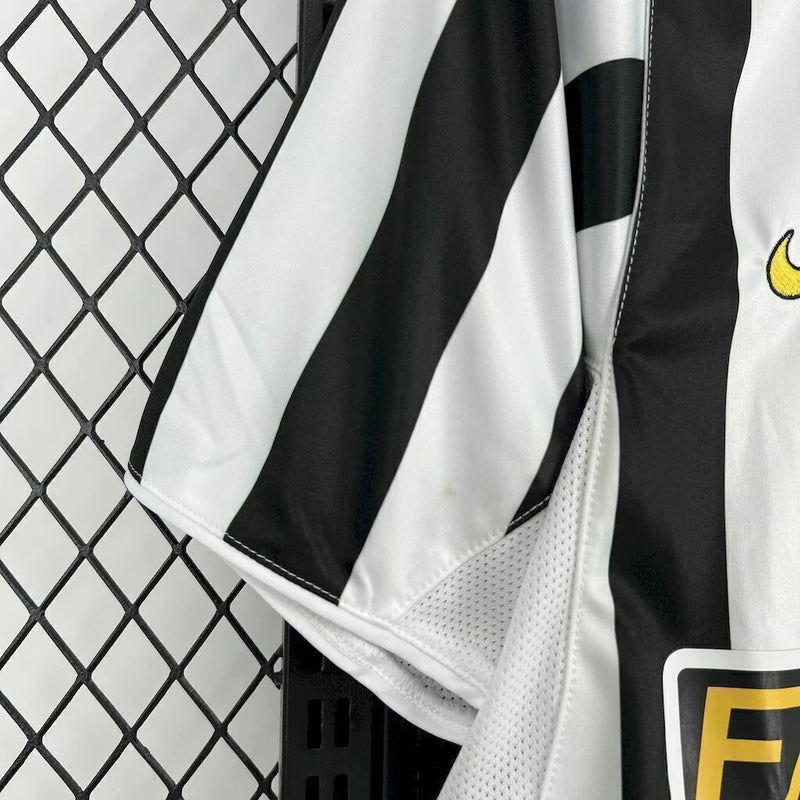 Camisa Juventus Retrô 1 - 2002/03