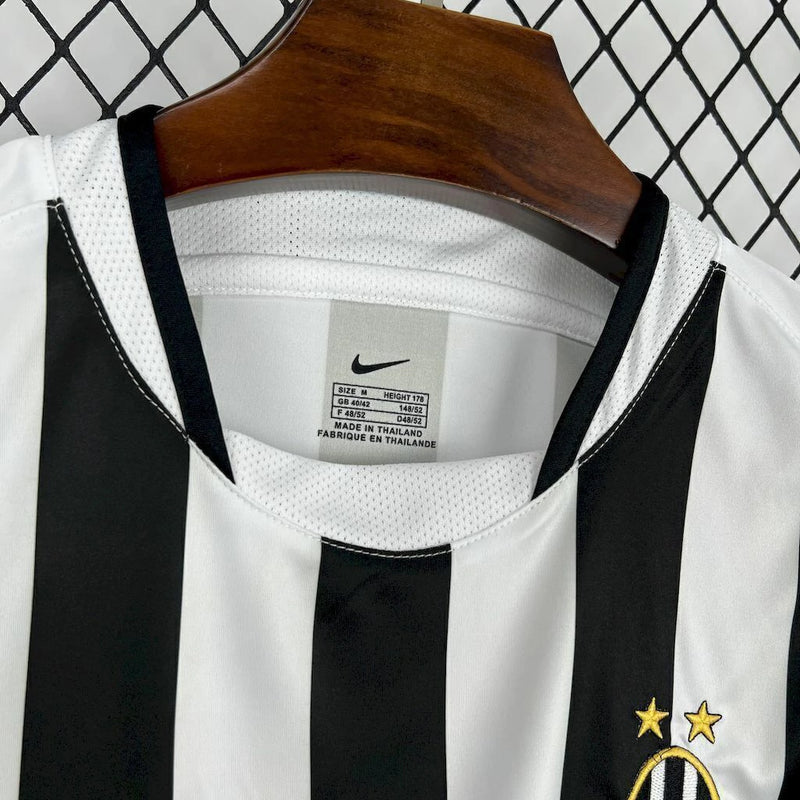 Camisa Juventus Retrô 1 - 2002/03